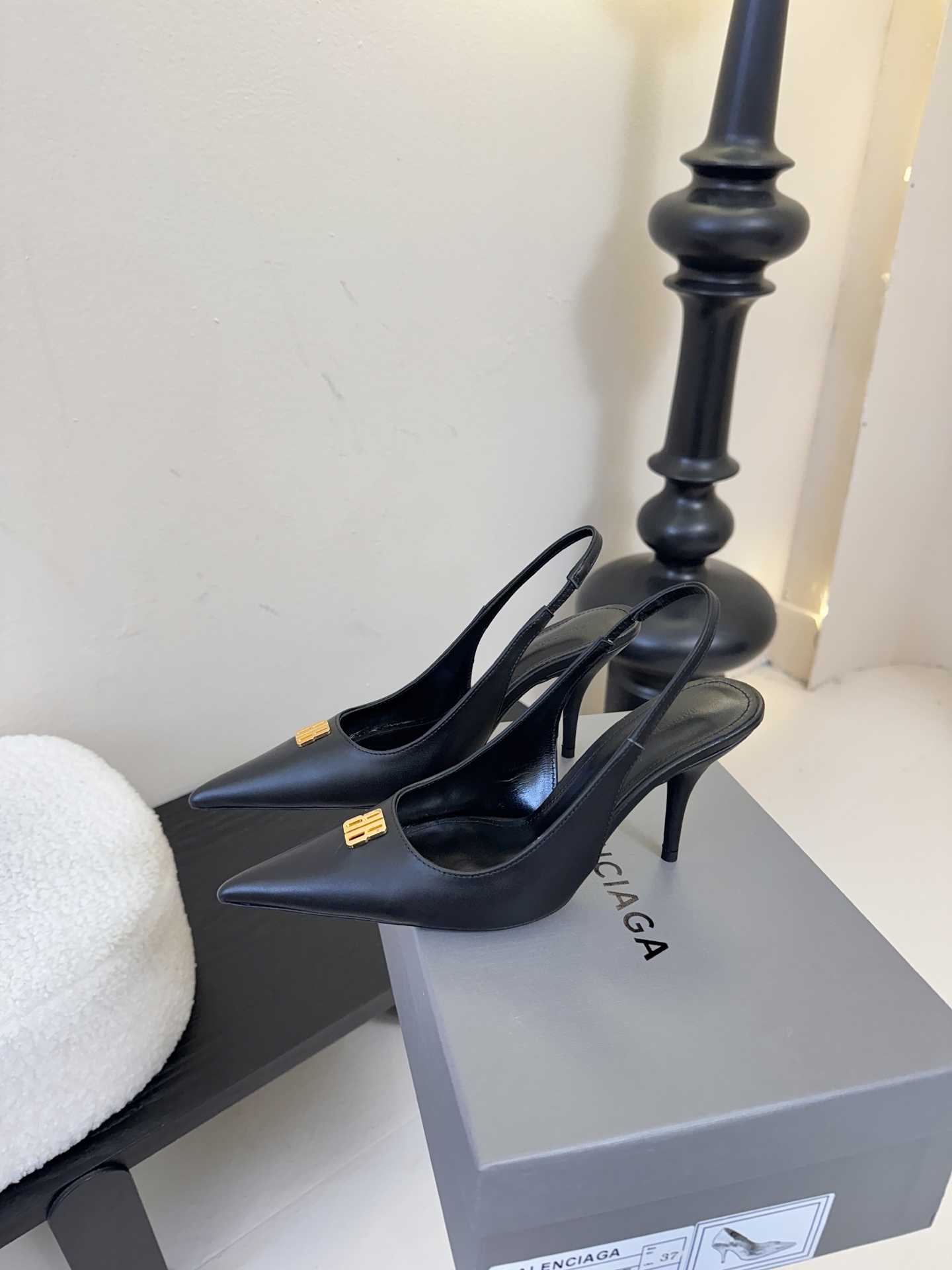 20251018/Balenciaga_251018-1